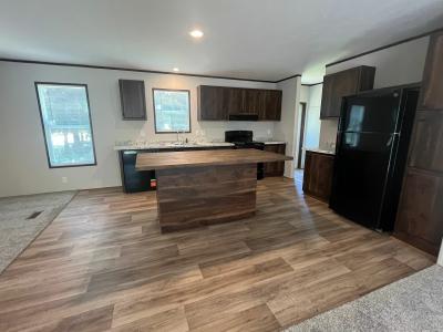 Photo 4 of 12 of home located at 15 Bolden Cir Selma, AL 36701