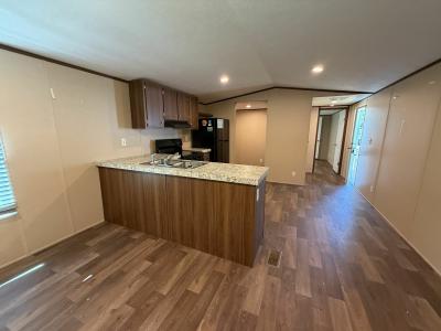 Photo 3 of 11 of home located at 186 Raindrop Loop Raeford, NC 28376