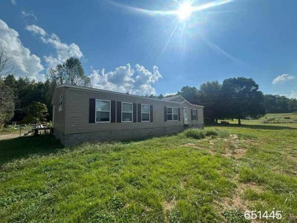 Photo 1 of 2 of home located at 4842 Windy Hollow Rd Owensboro, KY 42301