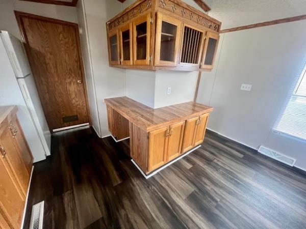 1998 Fairmont Mobile Home