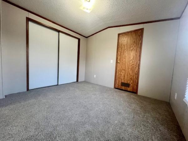 1998 Fairmont Mobile Home