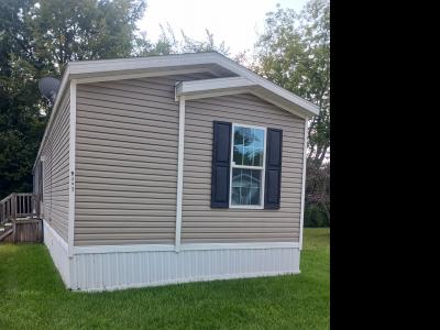 Photo 2 of 3 of home located at 9751 Edgewood Court Ypsilanti, MI 48198