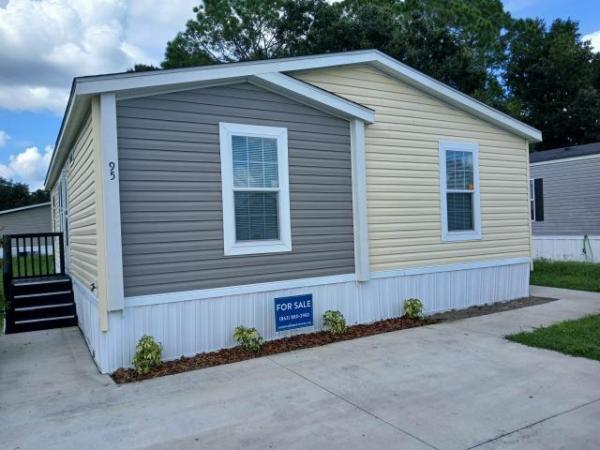 Photo 1 of 2 of home located at 1400 Banana Road #95 Lakeland, FL 33810