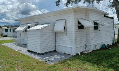 Photo 4 of 13 of home located at 37647 Chancey Road, Site 216 Zephyrhills, FL 33541