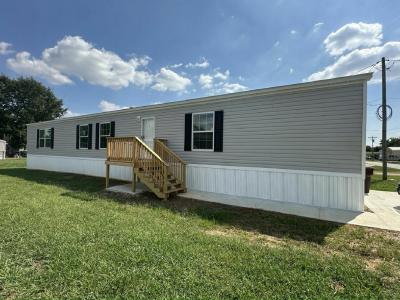 Photo 2 of 10 of home located at 10420 Us Hwy 31, #321 Tanner, AL 35671