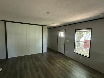 Photo 3 of 11 of home located at 10420 Us Hwy 31, #271 Tanner, AL 35671