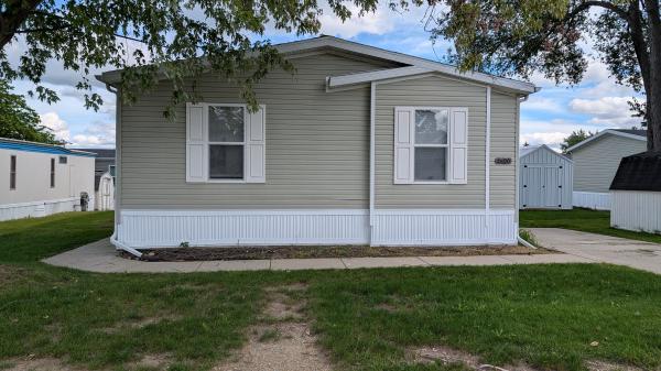 2020 Champion 1234 Mobile Home