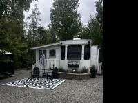 2010 Keystone Residence 402BH Mobile Home