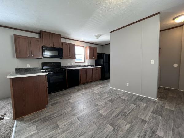2016 Clayton 95PLS16663A Mobile Home