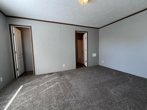 2016 Clayton 95PLS16663A Mobile Home