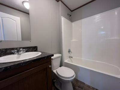 Photo 5 of 10 of home located at 5013 Sheffield Ct Sterling Heights, MI 48310