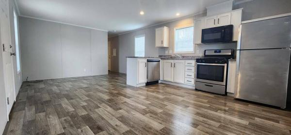 2022 REDMAN ADVANTAGE II (RA1652 201)  Home
