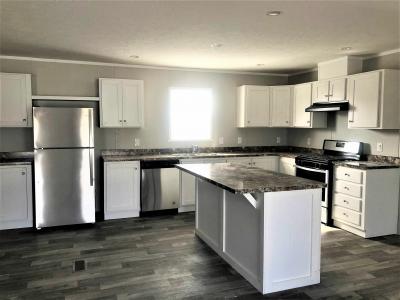 Mobile Home at 21253 Boquet Dr., Site #1054 Macomb, MI 48044
