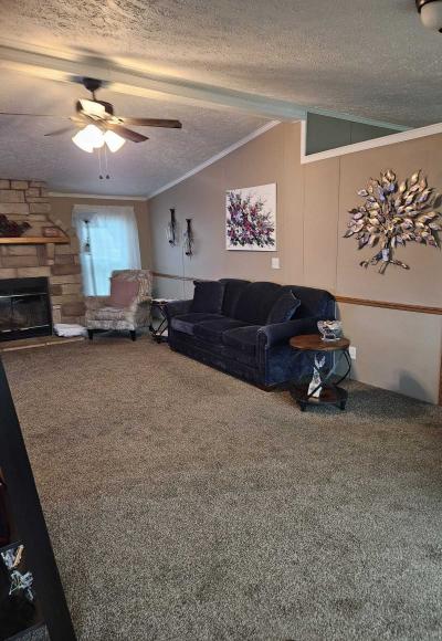Photo 4 of 13 of home located at 9249 Feather Hollow Dr. Newport, MI 48166