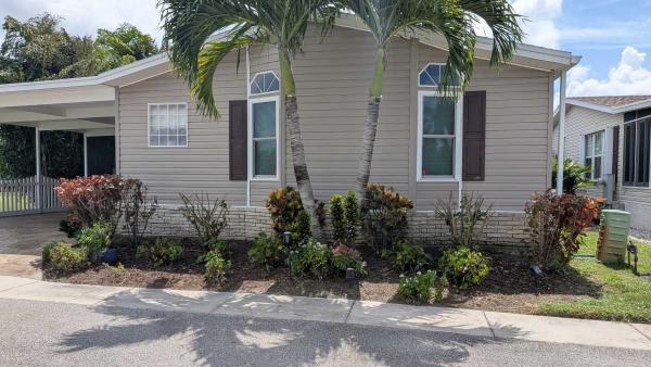 2006  Mobile Home For Sale