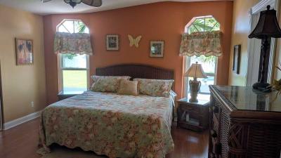 Photo 5 of 7 of home located at 804 Tall Oak Rd Naples, FL 34113
