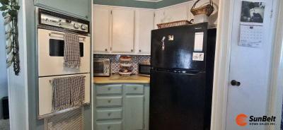 Photo 4 of 61 of home located at 1704 Sedgefield Lane Unit B Ocala, FL 34472