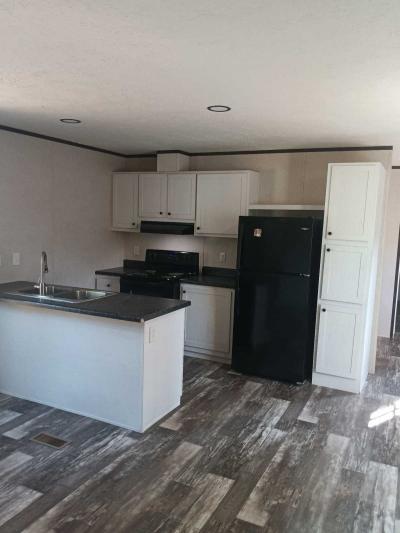 Photo 5 of 12 of home located at 4950 West Farm Road 156 #58 Brookline, MO 65619