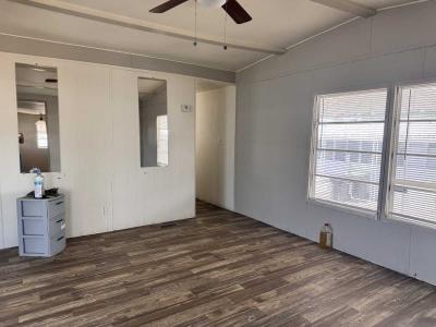 Photo 5 of 8 of home located at 1325 W Silverlake Rd Tucson, AZ 85713