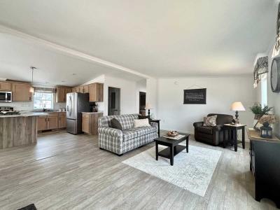 Photo 3 of 8 of home located at 25 Burke Drive Shippensburg, PA 17256