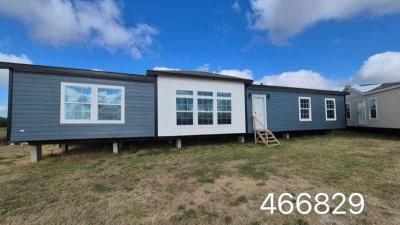Mobile Home at Oak Creek Home Center 20305 Interstate 35 S Lytle, TX 78052