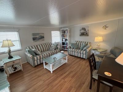 Photo 4 of 18 of home located at 37533 Crimson Lane Zephyrhills, FL 33541