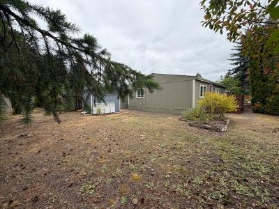 Photo 4 of 14 of home located at 14722 S Plum Dr Oregon City, OR 97045