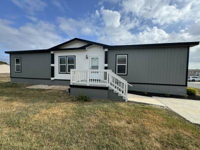 Mobile Home at 7460 Kitty Hawk Road Site 326 Converse, TX 78109