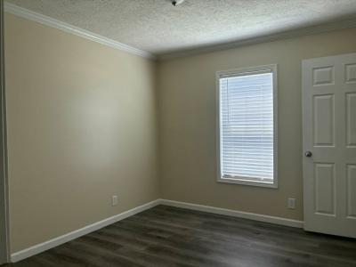 Photo 4 of 13 of home located at 10201 W Beaver St #74 Jacksonville, FL 32220