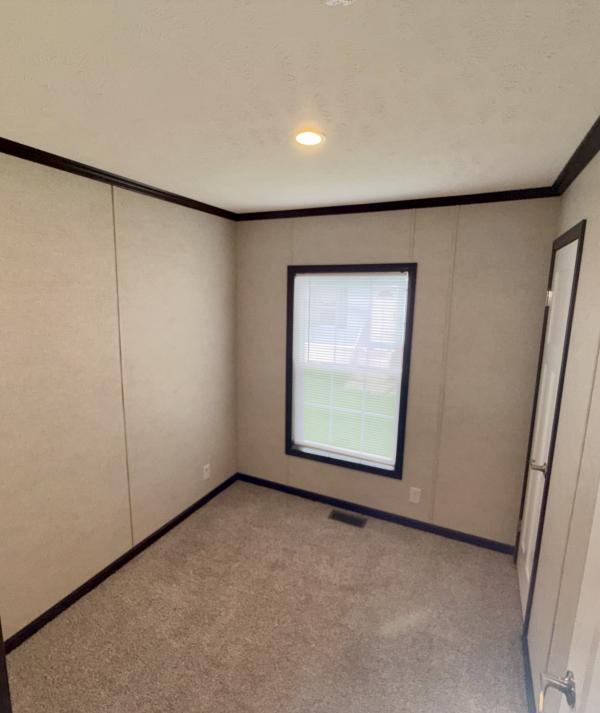 2022 Skyline FX Custom (E453 16x70) Mobile Home