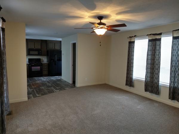 2017 CLAYTON 81TNS16763 Mobile Home
