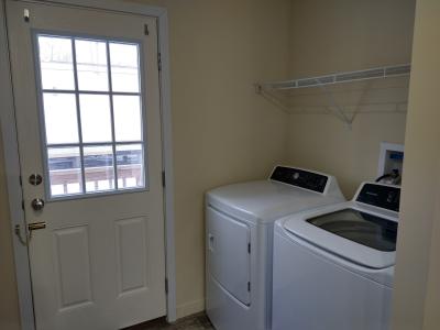 Photo 4 of 5 of home located at 186 Monroe Dr Davison, MI 48423