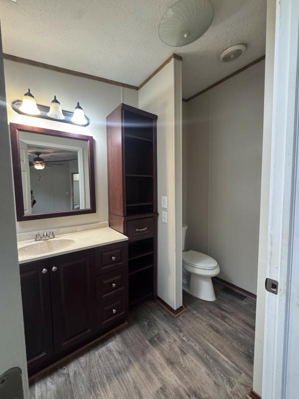 2000 Schult Mobile Home