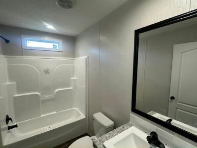 Photo 5 of 12 of home located at 10420 Us Hwy 31, #362 Tanner, AL 35671