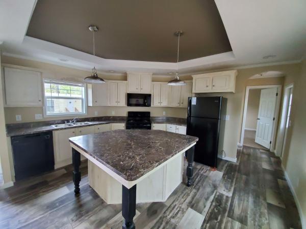 2020 Clayton Homes Inc Yes Mobile Home