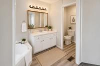 2018 Clayton Homes Inc Yes Mobile Home