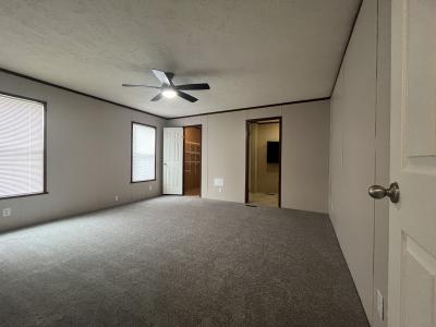 Photo 5 of 10 of home located at 2906 Green Tree Elkhart, IN 46514