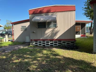 Photo 2 of 7 of home located at 3416 Manitou Drive Orlando, FL 32839