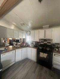 1984 KAU1 Bainbridge Mobile Home