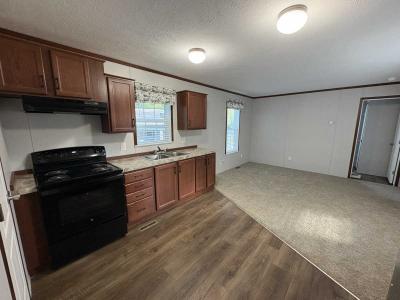 Photo 4 of 11 of home located at 2115 Central Avenue, Unit 22 Schenectady, NY 12304