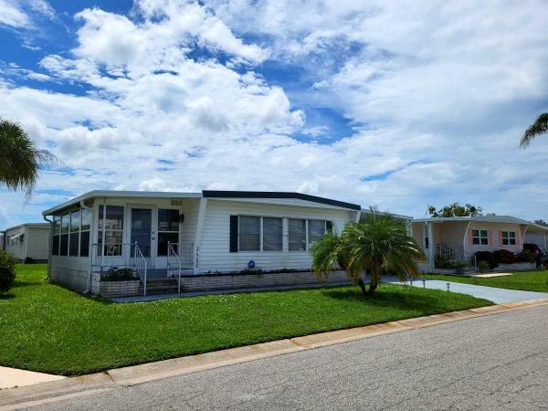 1972  Mobile Home For Sale
