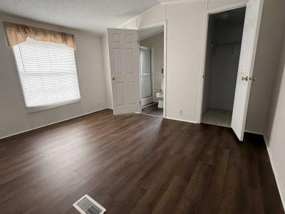 Photo 5 of 20 of home located at 2 Tattle Branch Cir Asheville, NC 28805