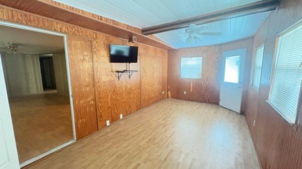 1974 Park Manufactured Home