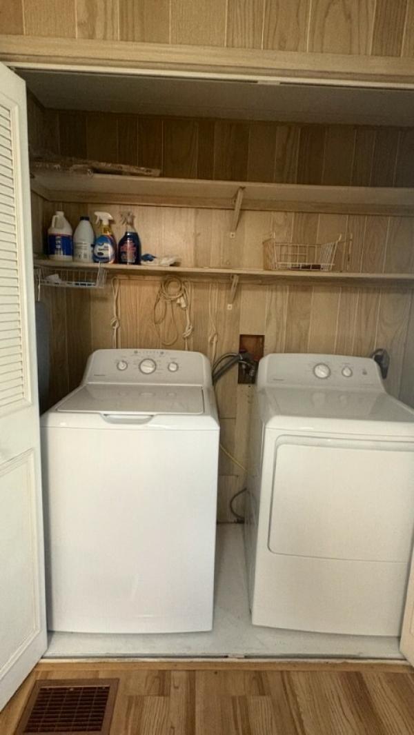 1974 Park Manufactured Home