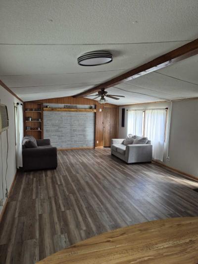 Photo 2 of 16 of home located at 16 Northwood Village New London, WI 54961