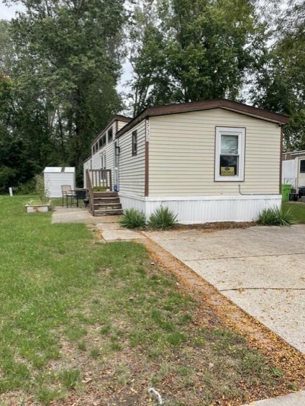 1983 Commodore Mobile Home For Sale