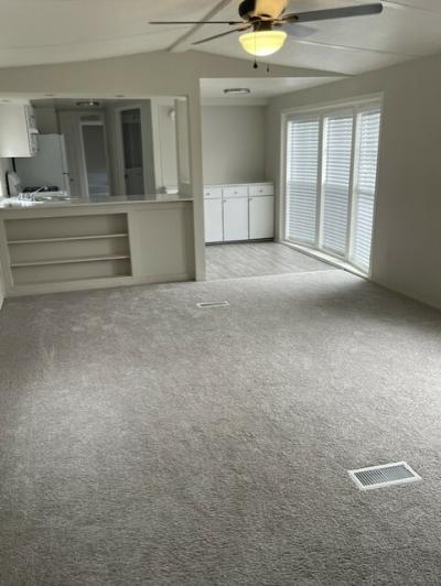 Photo 3 of 12 of home located at 22027 Le Tour Ln, #55 Romulus, MI 48174