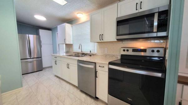 1987 DELO Mobile Home For Sale