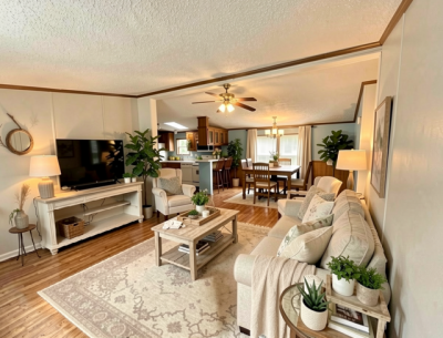 Photo 4 of 21 of home located at 76 E Us Highway 6, Lot 52 Valparaiso, IN 46342