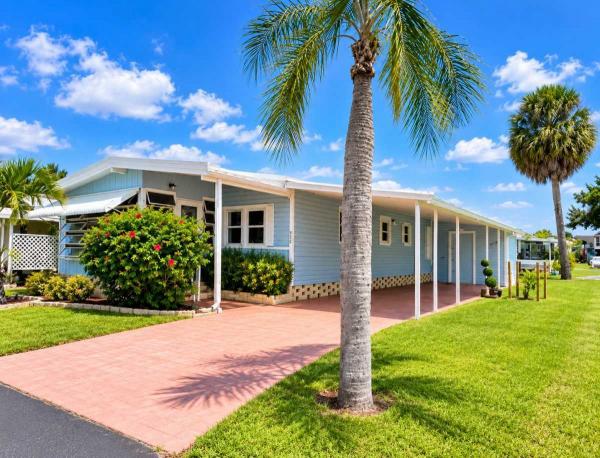 1982  Mobile Home For Sale